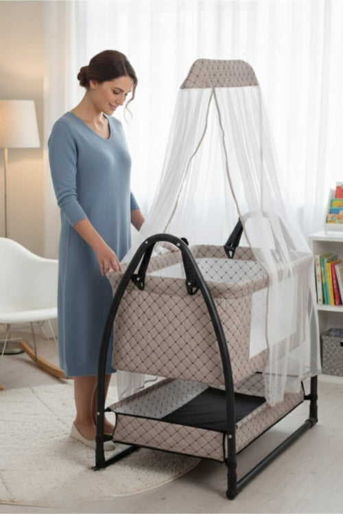Viona Co-Sleeper Babywieg met Hemel, Klamboe, Schommelfunctie & Wielen – Koffiebruin
